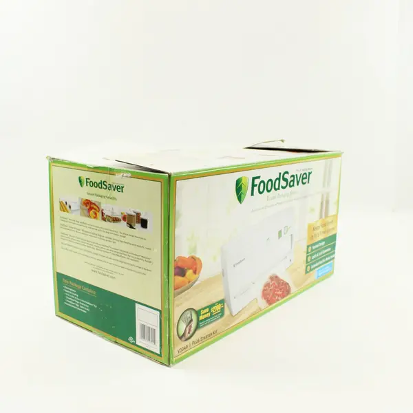 FoodSaver V3040 Plus Starter Kit Vacuum Sealer Extra Bags