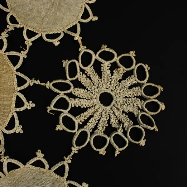 Handmade Crochet Lace Doily Tablecloth Placemat Beige Floral 15.5x15.5