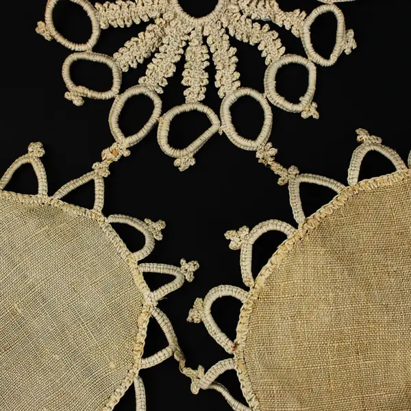 Handmade Crochet Lace Doily Tablecloth Placemat Beige Floral 15.5x15.5