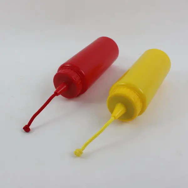 Melissa & Doug Pretend Play Condiment Set 3pc Squeeze Bottles Holder