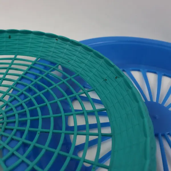 Lot of 6 Vintage Plastic Plate Holders Red Teal Blue 9.5-10 in Diameter