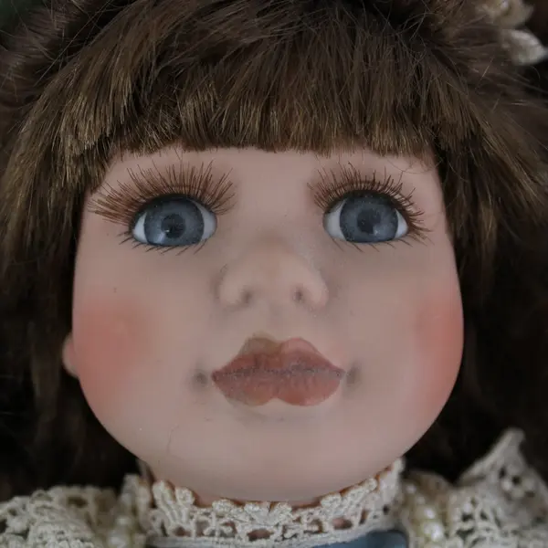 Dan Dee Collectors Choice Victorian Style Porcelain Doll 16 Inch