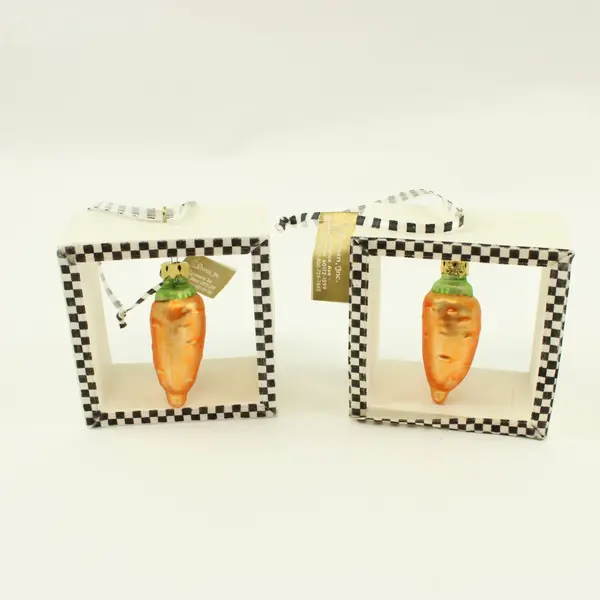 Set of 2 Roman Inc Carrot Shadowbox Hanging Ornaments