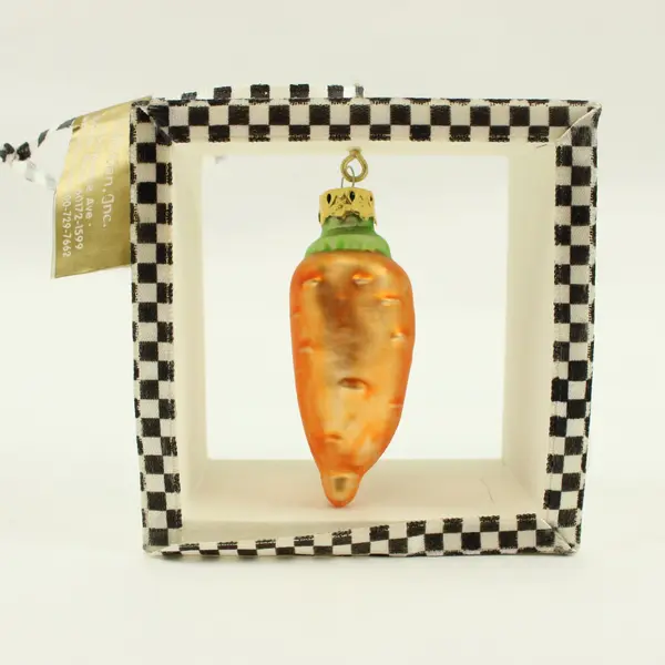 Set of 2 Roman Inc Carrot Shadowbox Hanging Ornaments