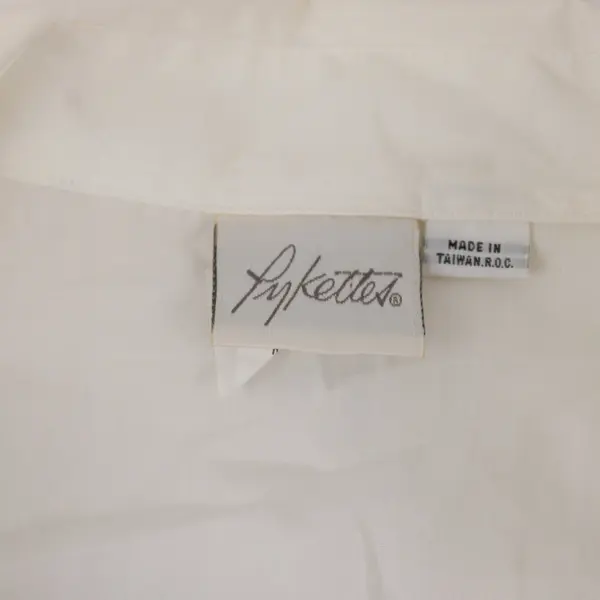 Pykettes Women's White Long Sleeve Embroidered Button-Down Shirt 16