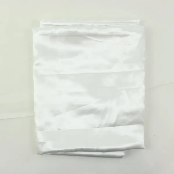 Lot of 5 Queen Pillowcases, 4 Blue Shades, 1 White