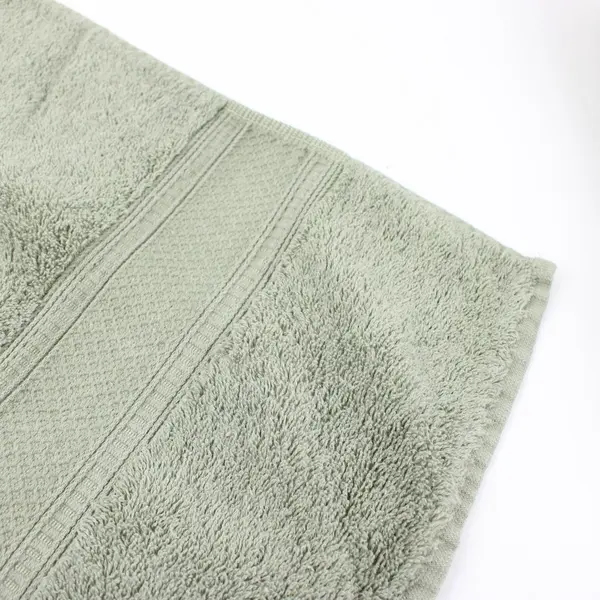 Set of 2 JCPenney Home Collection Textured Bath Towels Muted Green