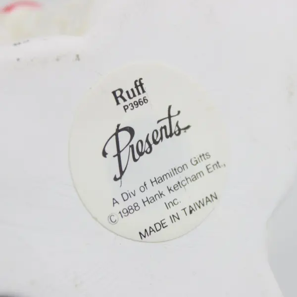 Hamilton Gifts Ruff Dog Santa Hat Bone Ornament P3966 1988 Copyright