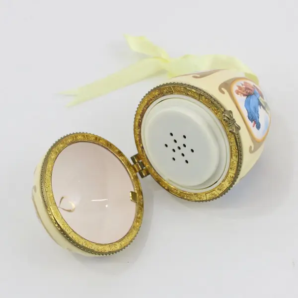Mr. Christmas Valerie Parr Hill Musical Angel Egg Ornament Trinket Box