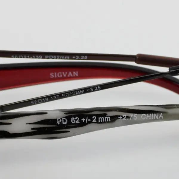 Lot of 4 Pairs Reading Glasses +2.50 +2.75 +3.25 +3.50 Assorted Brands
