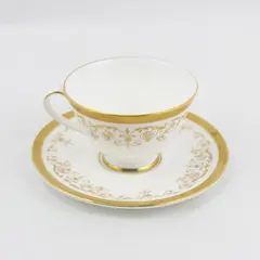 Royal Doulton Belmont H4991 Bone China Cup & Saucer Gold Trim Floral