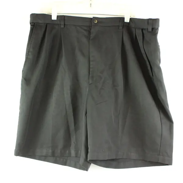 Haggar Men's Black Pleated Shorts Size 42