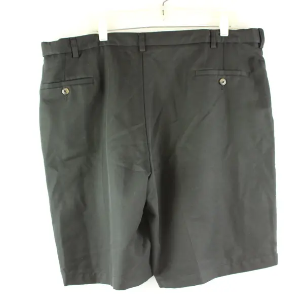 Haggar Men's Black Pleated Shorts Size 42