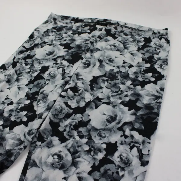 Forever 21 Women's Large Gray Rose Print Leggings FLAWED