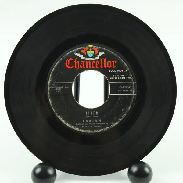 Fabian Tiger / Mighty Cold (To A Warm Warm Heart) 7" Vinyl Record
