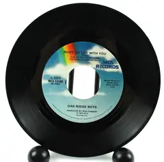 The Oak Ridge Boys Make My Life With You/Break My Mind 7" Vinyl Record MCA-52488