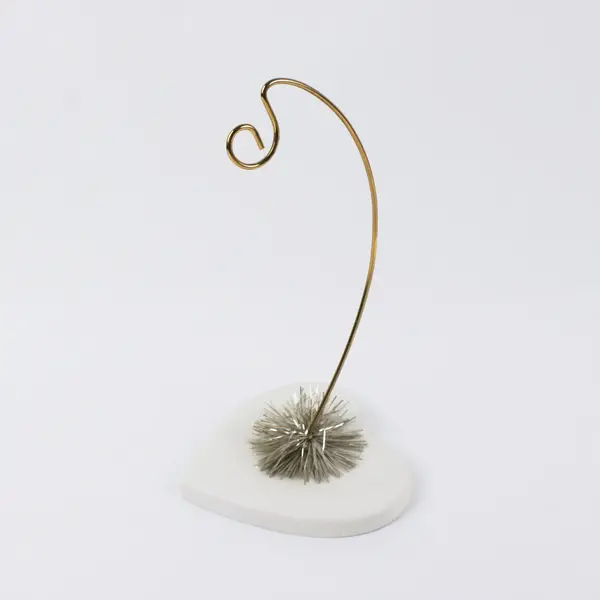 Dept 56 Heart Ornament Display Stand White Base Gold Tone Hanger