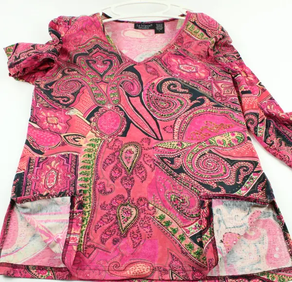 Le Mieux Studio Women's Paisley Beaded V-Neck Top Size L