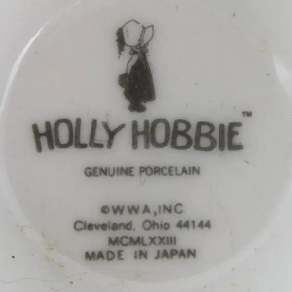 1973 WWA Inc. Holly Hobbie Covered Jar To the House of a Friend Collectible