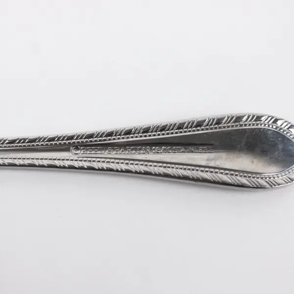 Reed & Barton Stainless Steel Butter Knife 6.5 Inch Decorative Handle