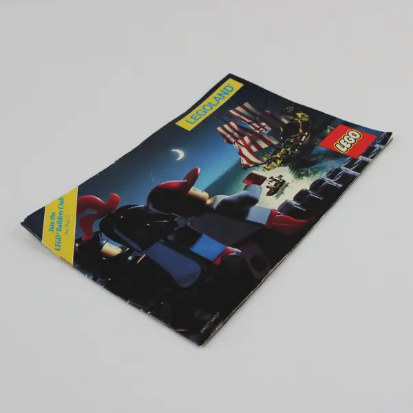 Vintage LEGO 1989 LEGOLAND Catalog Pirate Cover Promotional Booklet