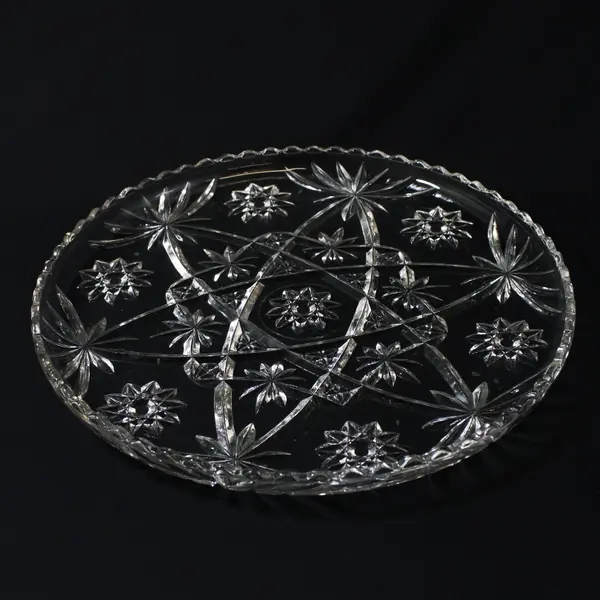 Vintage Anchor Hocking Prescut 13.5" Pressed Glass cupped Edge Torte Plate
