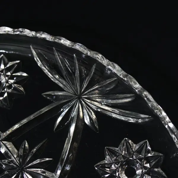 Vintage Anchor Hocking Prescut 13.5" Pressed Glass cupped Edge Torte Plate