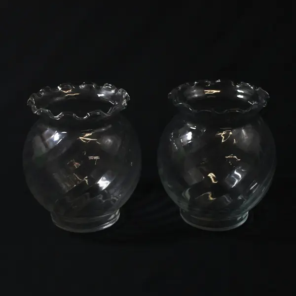 Lot of 2 Clear Spiral Glass Ivy Bowl Vases Ruffled Rim 5.5 in