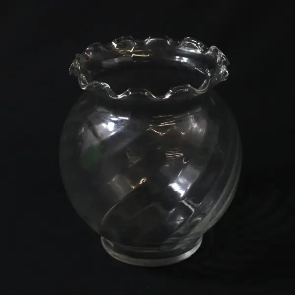 Lot of 2 Clear Spiral Glass Ivy Bowl Vases Ruffled Rim 5.5 in