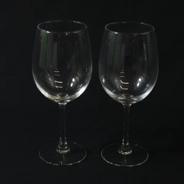 Lot of 2 Clear Crystal Long Stem Wine Glasses 7.5 Inch Tall