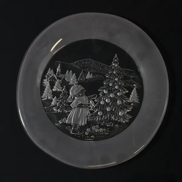 Mikasa A Christmas Story Frosted Round Cake Or Sandwich Plate 12.5 Inch 