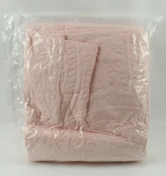 Light Pink Twin Size Coverlet Bedspread