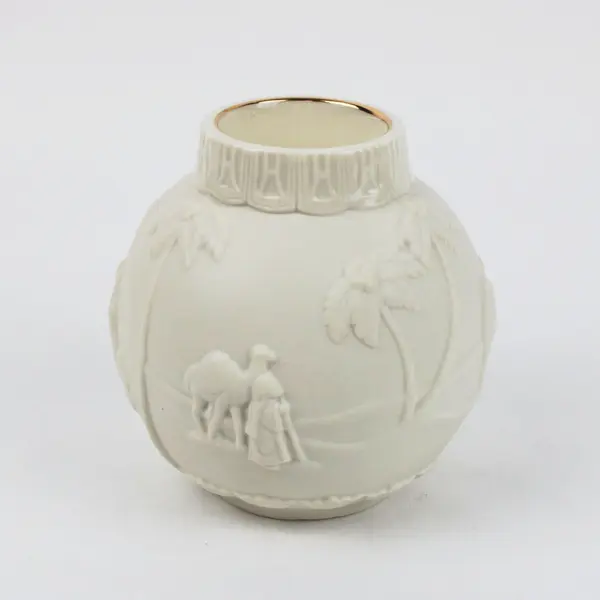 Lenox Ornamental Glow Nativity Votive Candle Holder White Glazed Gold Trim