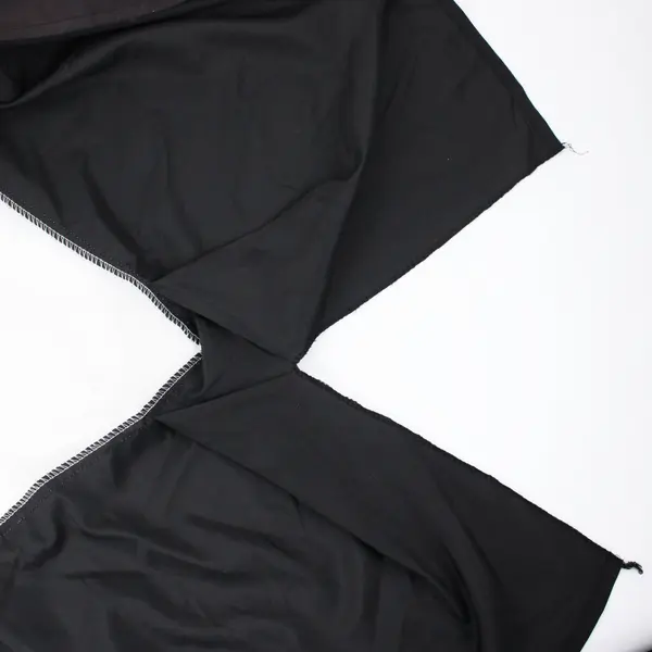King Size Tailored Bed Skirt Black with White Trim 78 x 80 Pre-Owned