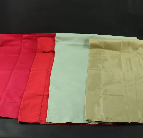 Lot of 5 Queen Pillowcases 3 Red 1 Taupe 1 Light Green