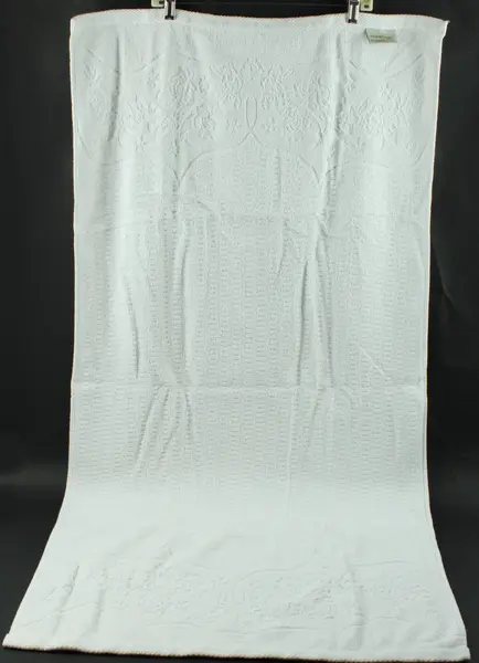 Set of 2 Davidsons Premier White Bath Towels