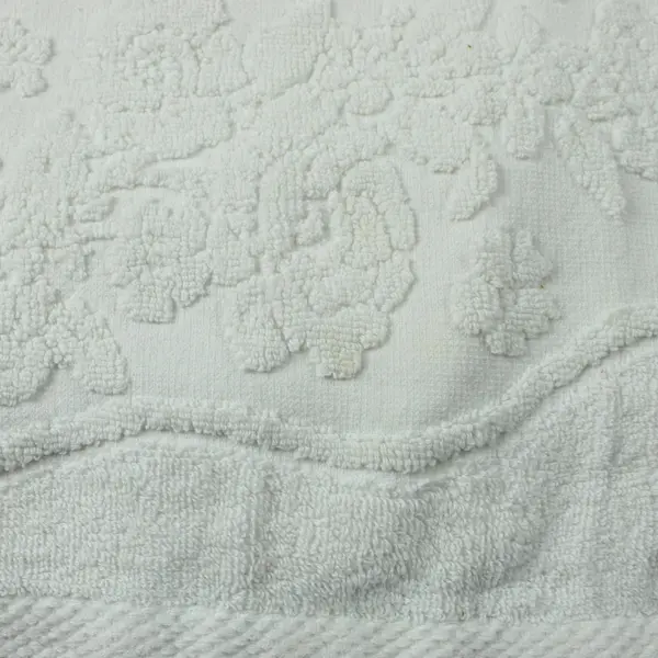 Set of 2 Davidsons Premier White Bath Towels