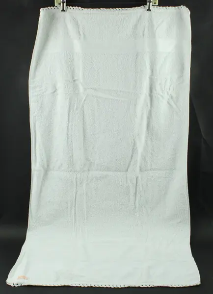 Callaway White Terry Cloth Bath Towel Openwork Border