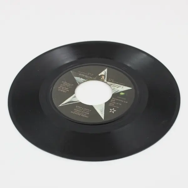 Ringo Starr Oh My My / Step Lightly Apple Records 7" Vinyl Record