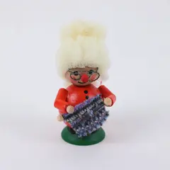Steinbach Knitting Grandma German Wooden Ornament 3.25 Inch FLAWED