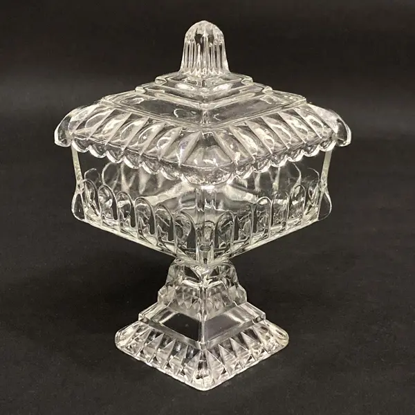 Jeannette Wedding Box Clear Glass Pedestal Candy Dish With Lid 9.75" Tall
