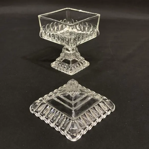 Jeannette Wedding Box Clear Glass Pedestal Candy Dish With Lid 9.75" Tall