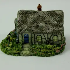 Thomas Kinkade Chandler's Cottage 78152 Cottage Figurine