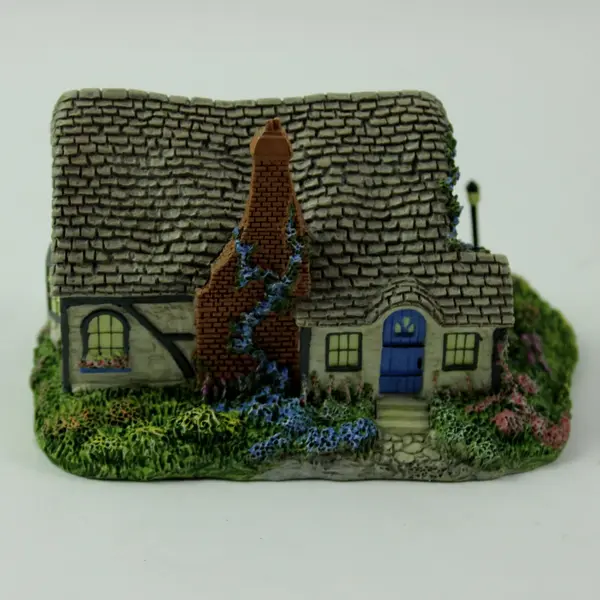 Thomas Kinkade Chandler's Cottage 78152 Cottage Figurine