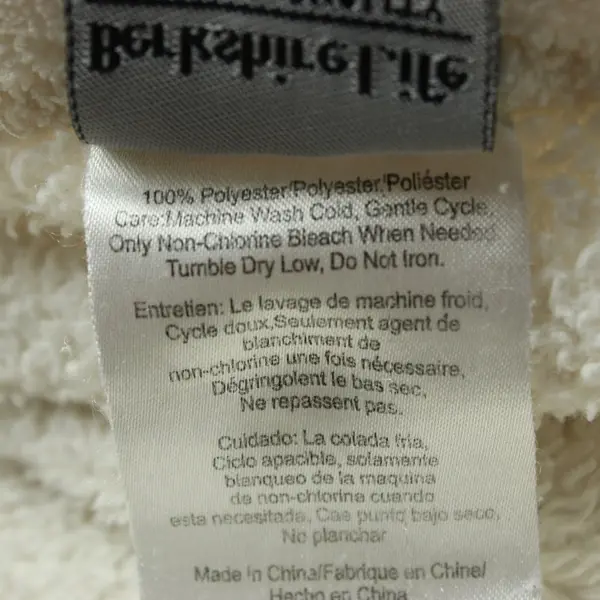 Berkshire Life White Fuzzy Cozy Blanket 98 x 124 Bed Sofa Throw Pre-Owned