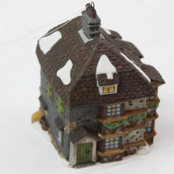 Department 56 Sir John Falstaff Inn Tudor Village Building Ornament
