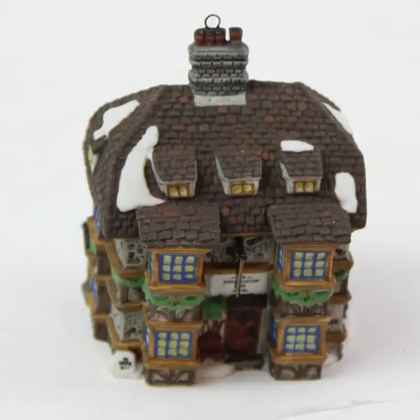 Department 56 Sir John Falstaff Inn Tudor Village Building Ornament
