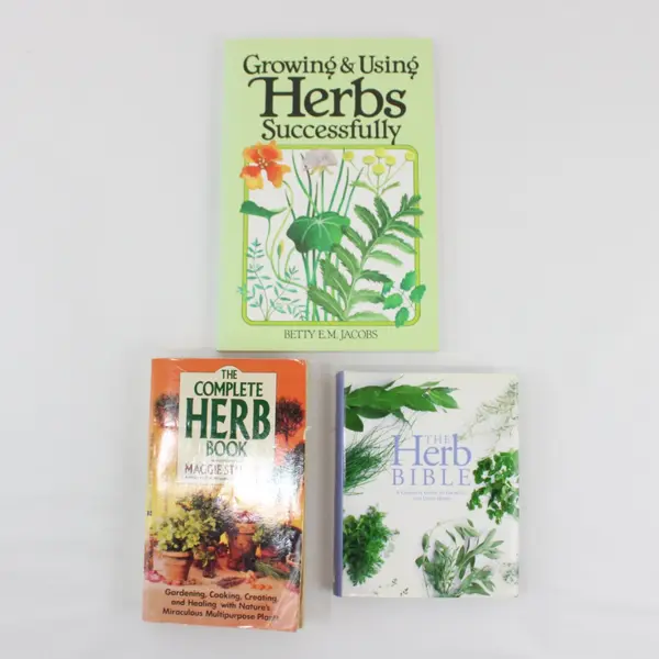 Lot of 3 Herb Books Learning to Grow & Use Herbs 1981 - 2004 2 PB 1 HC DJ Good
