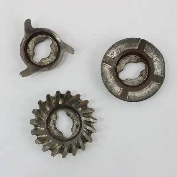 Landers, Frary & Clark Universal Meat Grinder Vintage 3-Piece Cast Iron Set