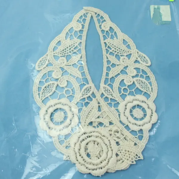 Off-White Cotton Venice Lace Floral Collar Trim